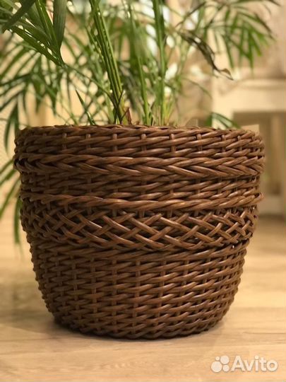 Кашпо из ротанга