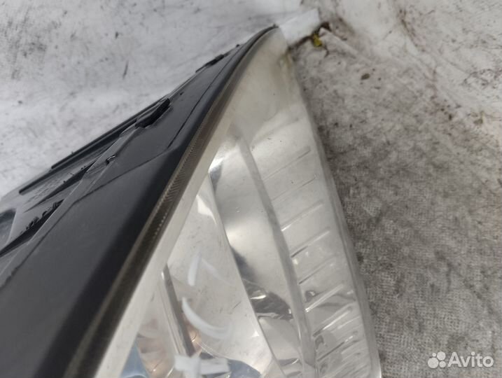 Фара правая Ssang Yong Actyon, Actyon Sports