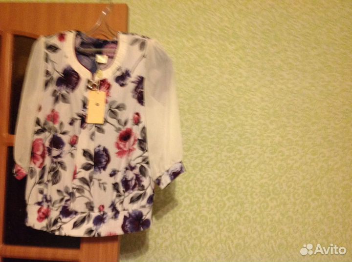 Кофта новая нарядная