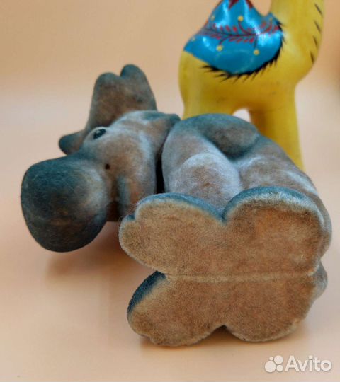 Игрушки лось, верблюд СССР