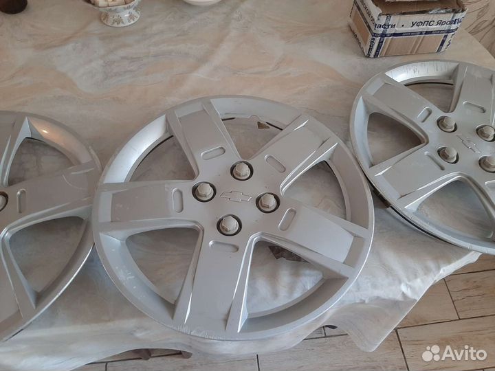 Оригинальные гайки и колпаки chevrolet