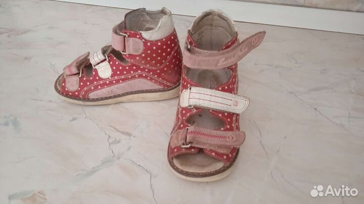 Ортопедическая обувь(для девочки) 