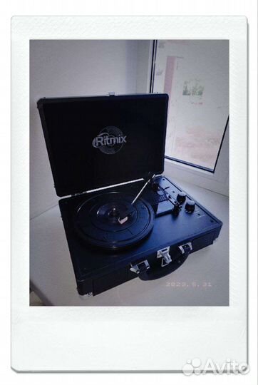 Виниловый проигрыватель Ritmix