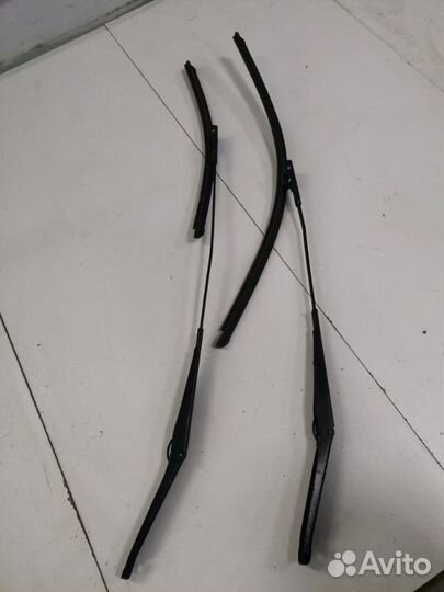 Дворник лобового стекла передний правый Ford Focus