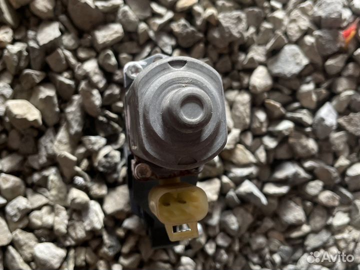 Моторчик на стеклоп левый передний shevrolet cruze