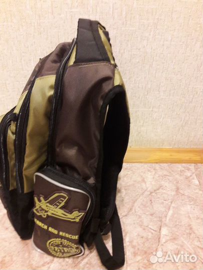 Рюкзак школьный