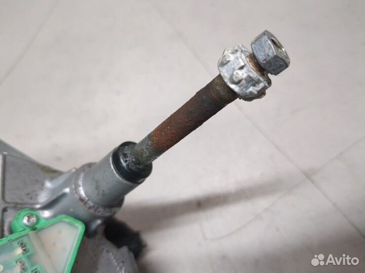 Двигатель стеклоочистителя задний Mitsubishi Outla