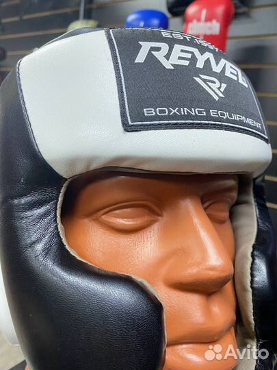 Шлем боксерский тренировочный Reyvel