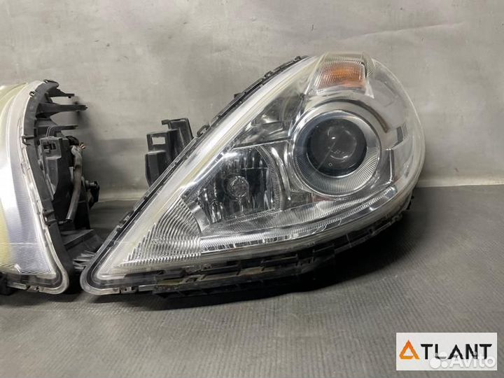 Фара передняя nissan tiida