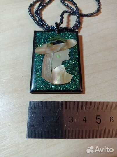 Чокер колье из бисера