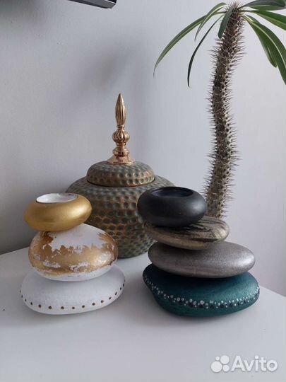 Интерьерные подсвечники из камня