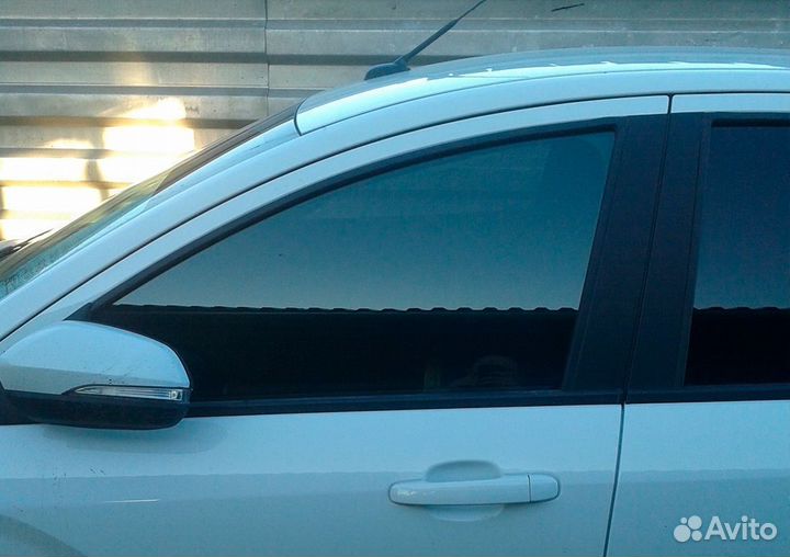 Автошторки 5 прц маг клей LADA Веста