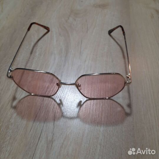 Солнцезащитные очки женские