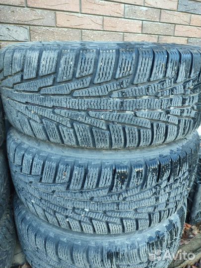 Nokian Tyres Hakkapeliitta R 235/55 R18 104M