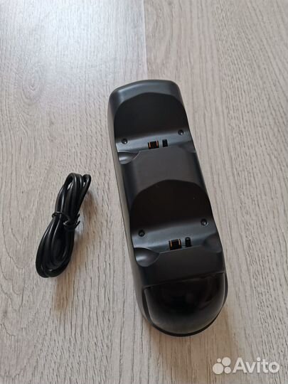 Зарядная станция Dobe Ps4 (2 контроллера)