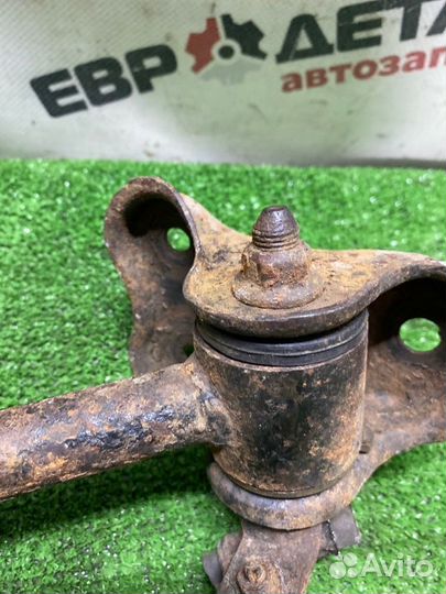 Рычаг задний задний правый Hyundai Elantra Xd3