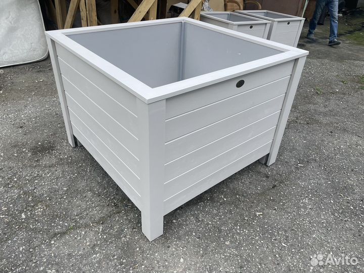 Большие напольные кашпо