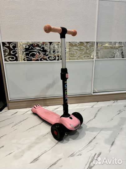 Самокат детский трехколесный