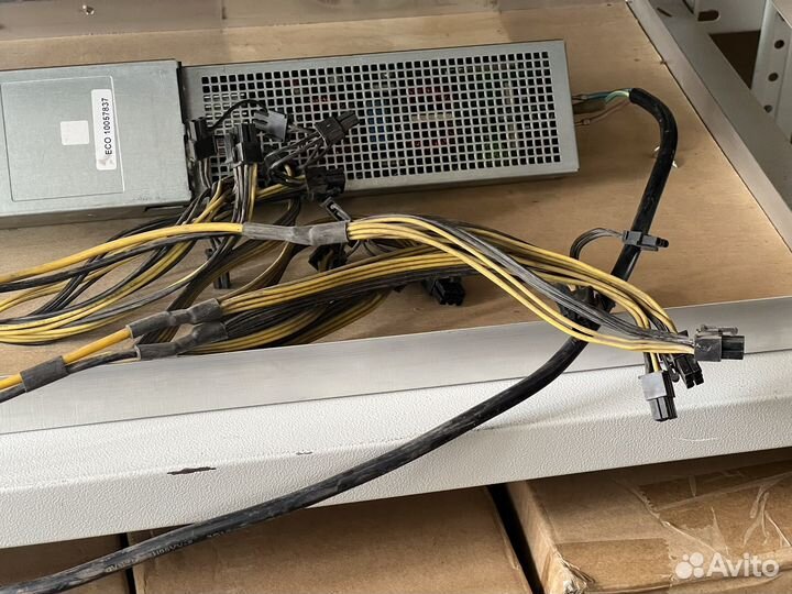 Блок питания серверный лыжа hp 2250w