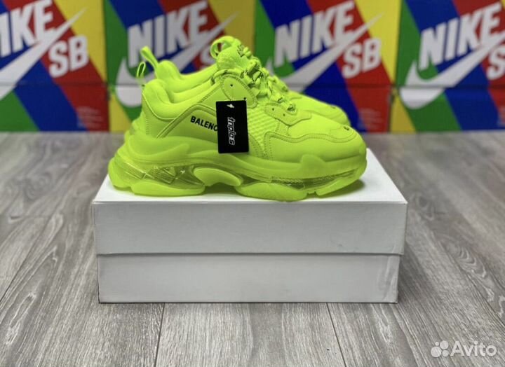 Кроссовки balenciaga triple s