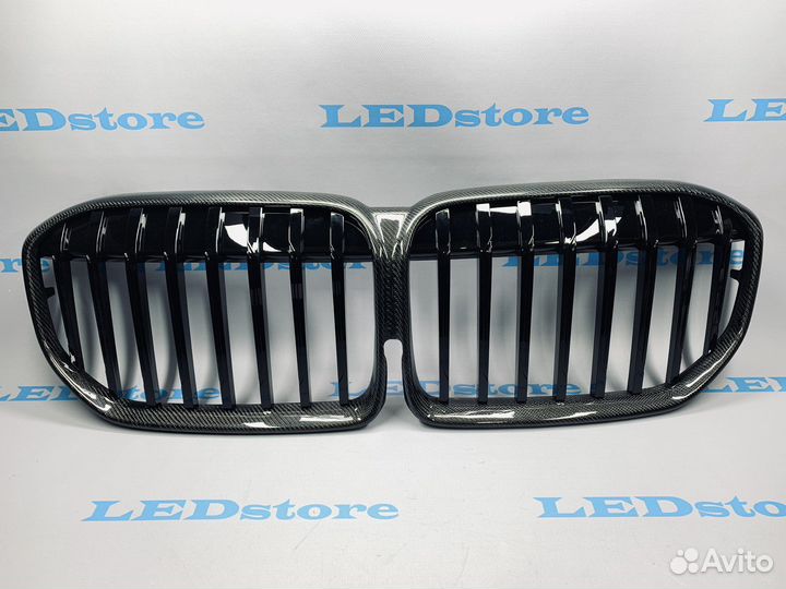 Решетка радиатора BMW G11 рестайлинг Карбон