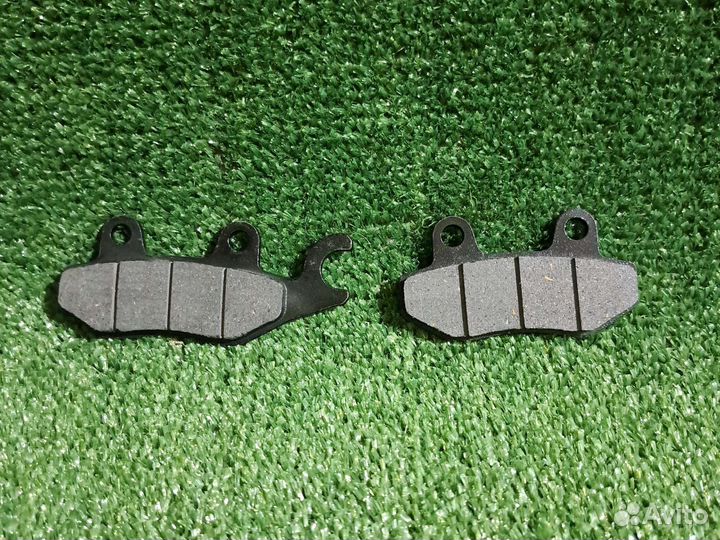 Тормозные колодки на скутер