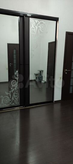 2-к. квартира, 80,7 м², 6/6 эт.