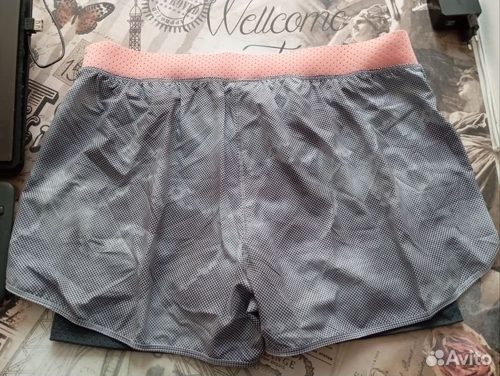 Шорты для бега женская