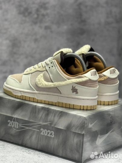 Кроссовки женские Nike dunk low year od the rabbit