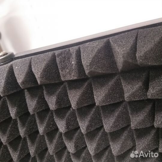 Новый Акустический экран