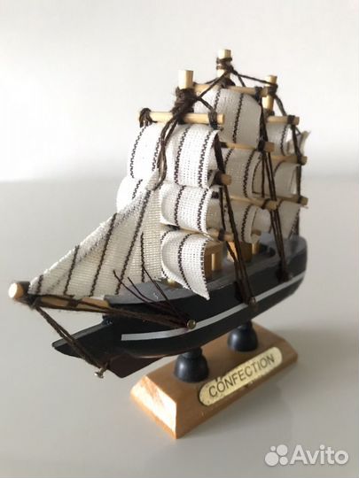 Модель парусника (мини)