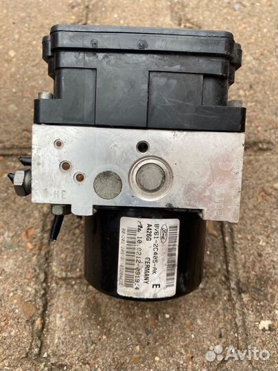 Блок ABS Ford Focus 3