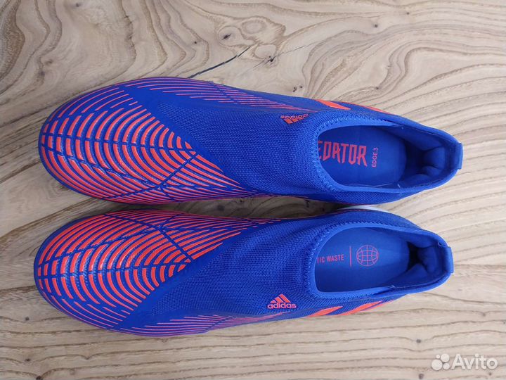 Бутсы сороконожки Adidas Predator Edge 3. Р-р 44