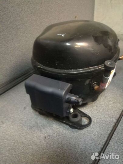 Продам компрессор для холодильника Тошиба. DZ99Y1