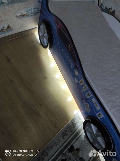 Детская кровать машинка бу с матрасом