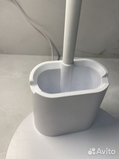 Лампа настольная яркая новая гарантия