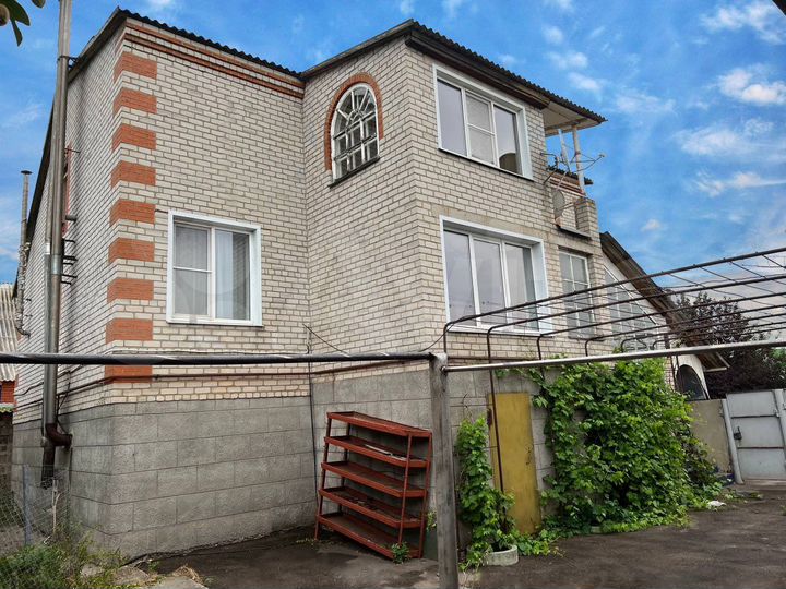 Дом 238 м² на участке 10 сот.