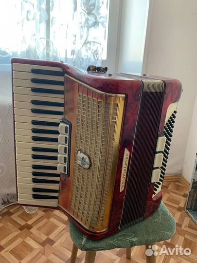 Аккордеон weltmeister festival