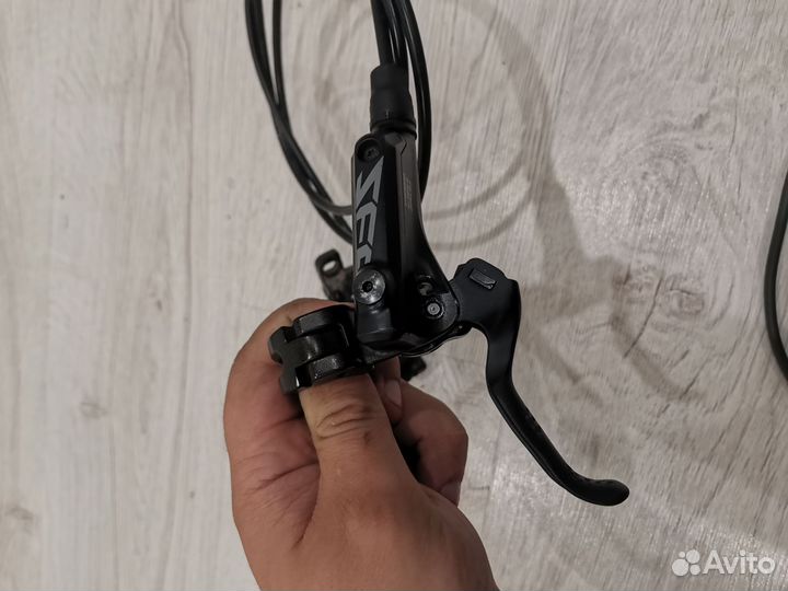 Тормоз shimano Zee