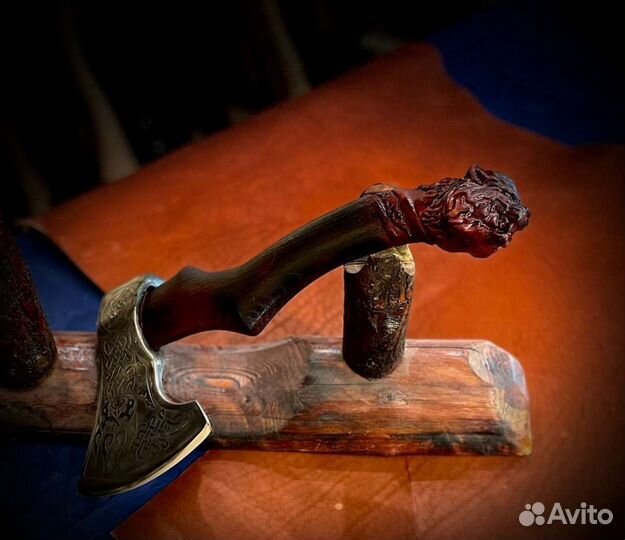 Топор кованый ручной работы