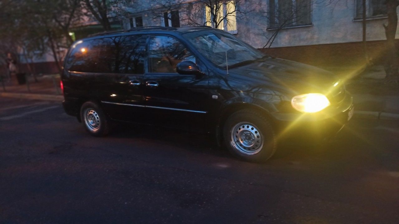 Kia Carnival: фото владельца