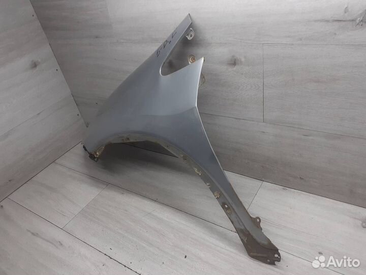 Крыло переднее левое Honda Civic 5D 8