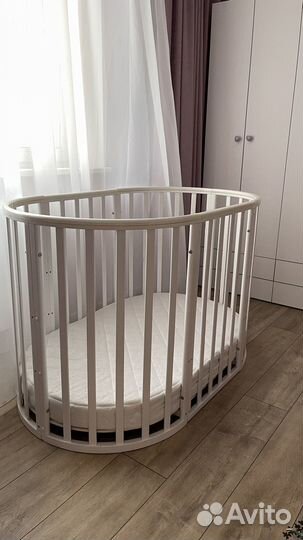 Детская кроватка
