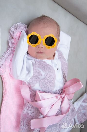 Комплект на выписку для девочки