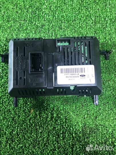 Большой монитор на Ford Focus 3, Kuga 2