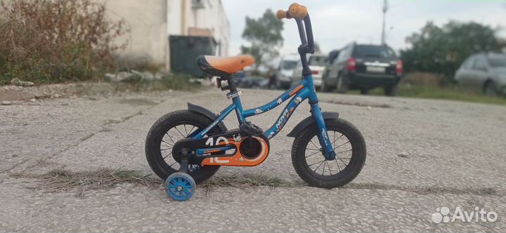 Детский велосипед с доп. колёсиками Novatrack