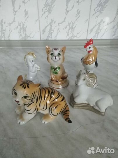 Фарфоровые статуэтки