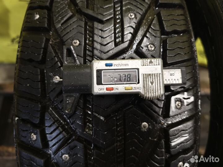 Tigar Ice 215/55 R17 98T