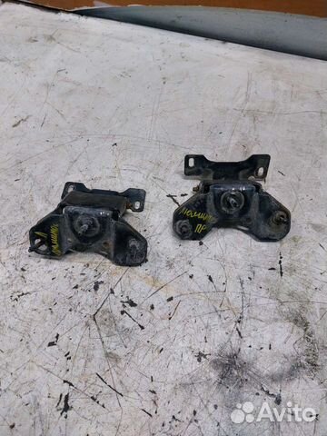 Петли двери багажника Chevrolet Lumina