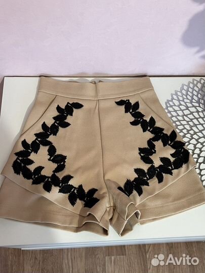 Шорты женские